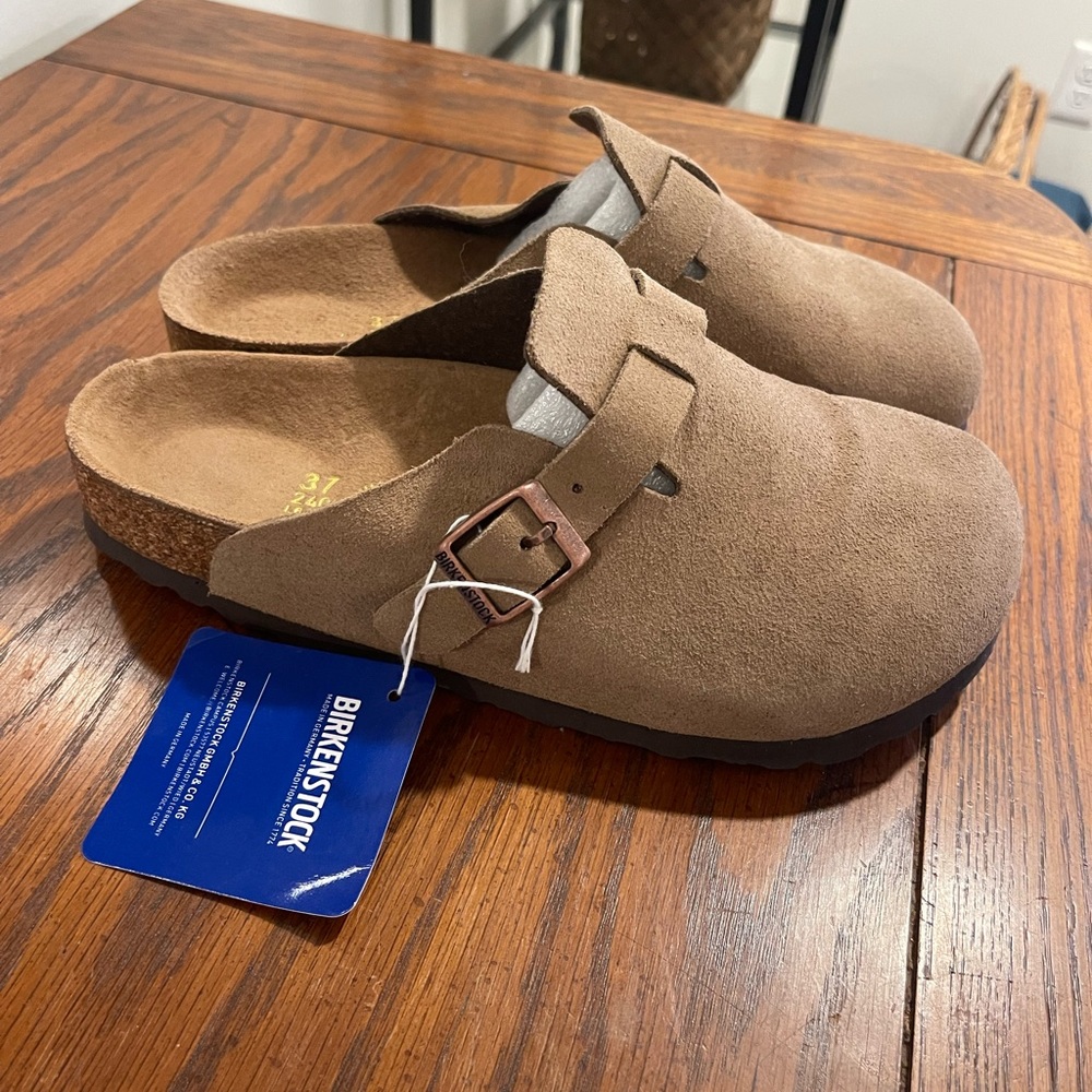 Birkenstock Bostons size 37 suede taupe NWT